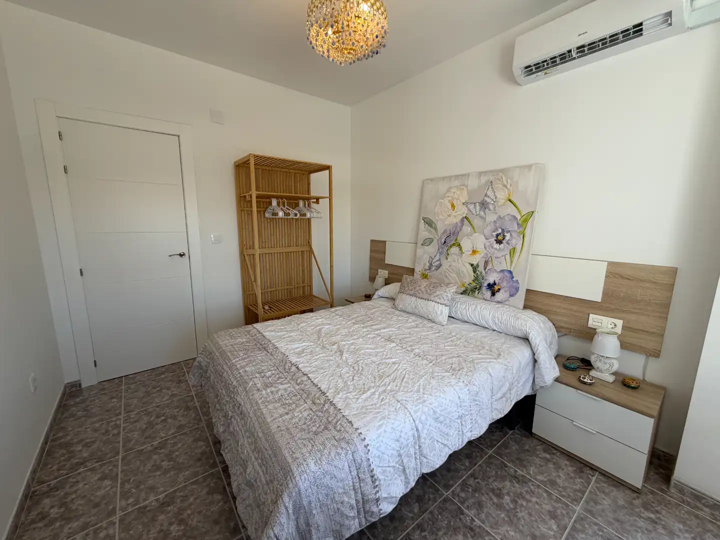 Habitación de Piso de alquiler en Úbeda con Aire acondicionado, Trastero y Amueblado