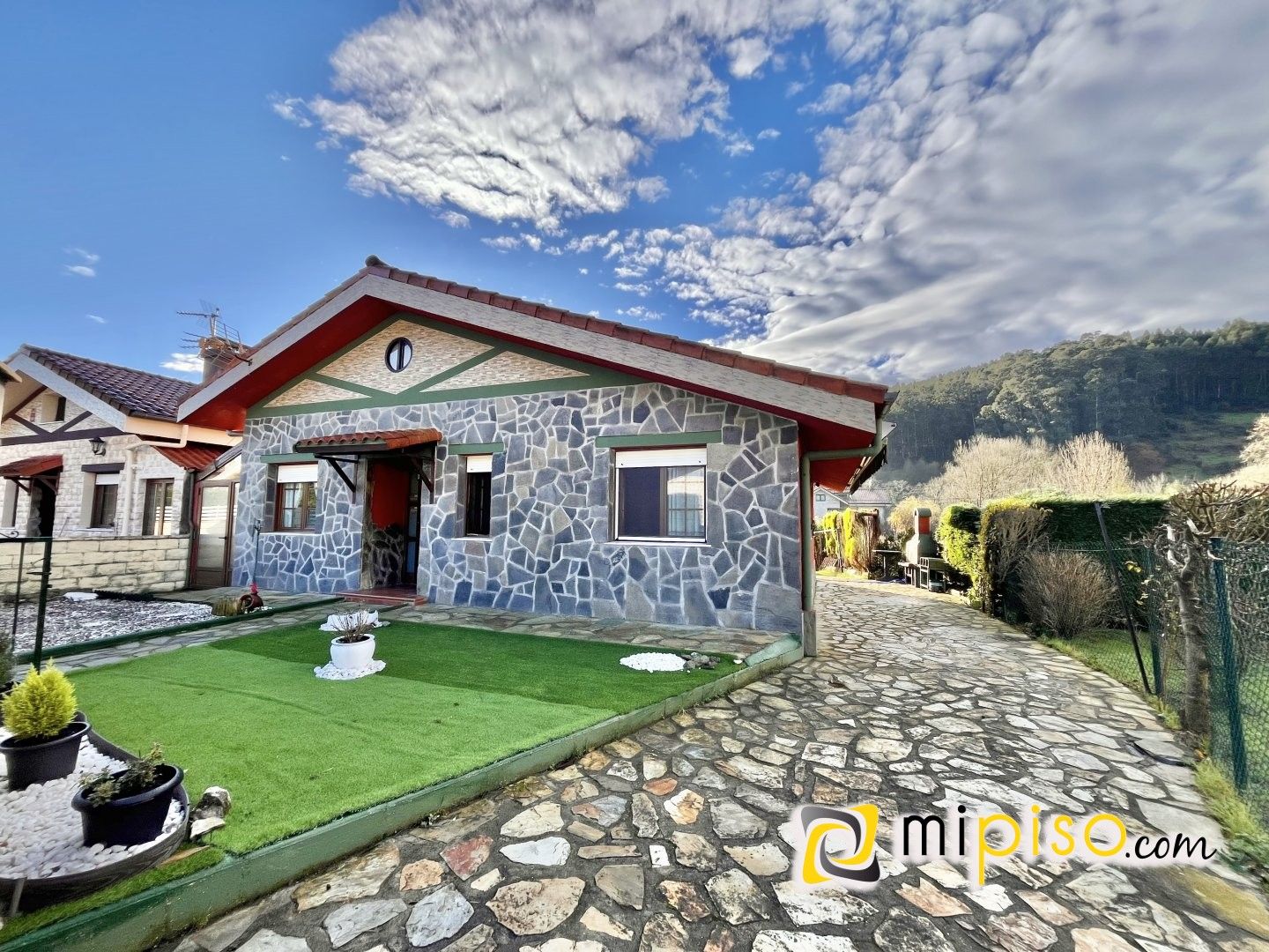 Jardí de Casa o xalet en venda en Hazas de Cesto amb Calefacció