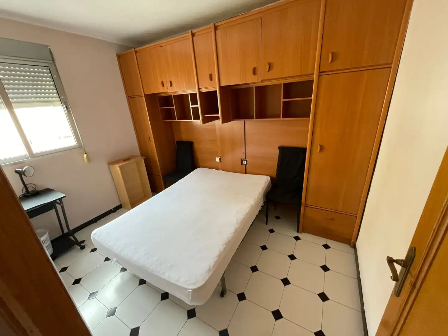Habitación de Piso de alquiler en Tarragona con Calefacción, Amueblado y Horno