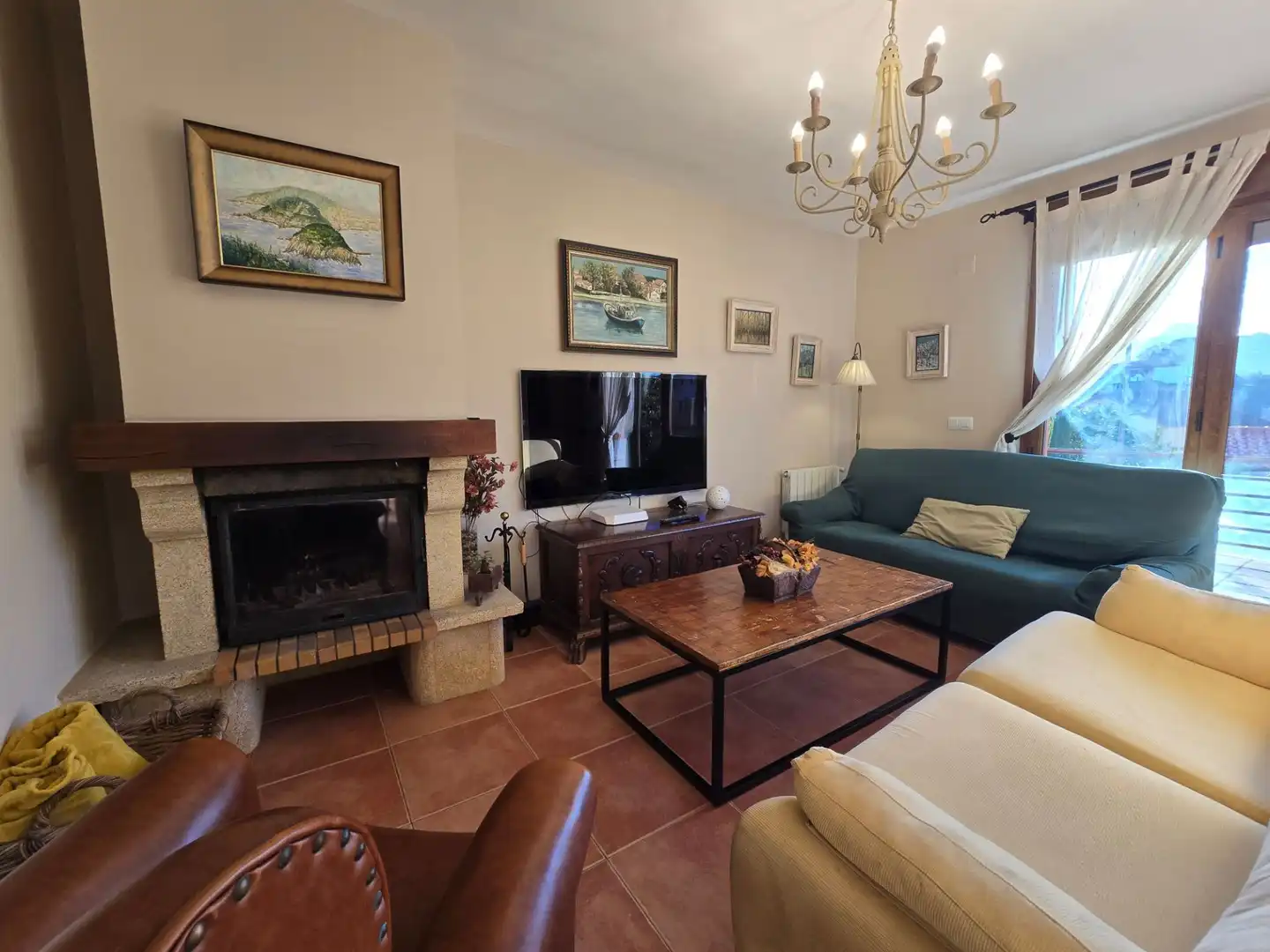Sala de estar de Casa o chalet en venta en Llanes con Calefacción y Terraza
