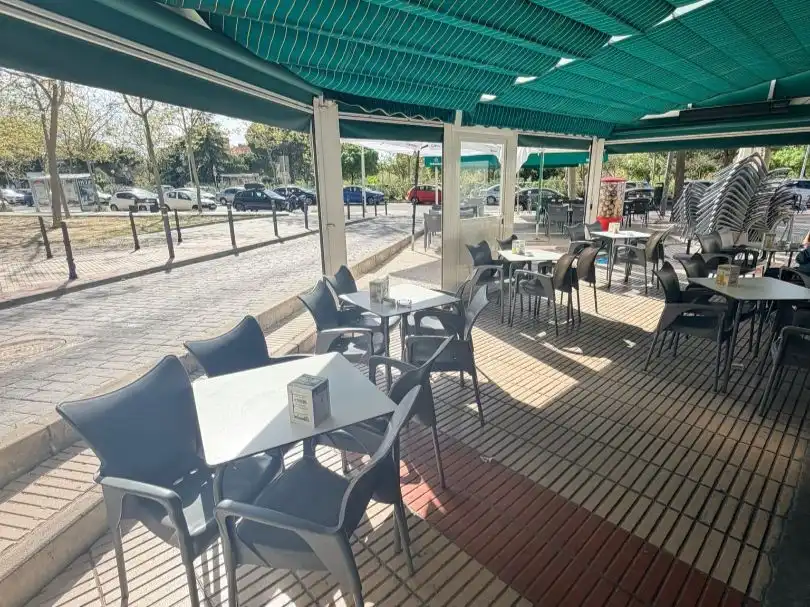 Terrassa de Local en venda en Fuenlabrada amb Aire condicionat, Calefacció i Terrassa