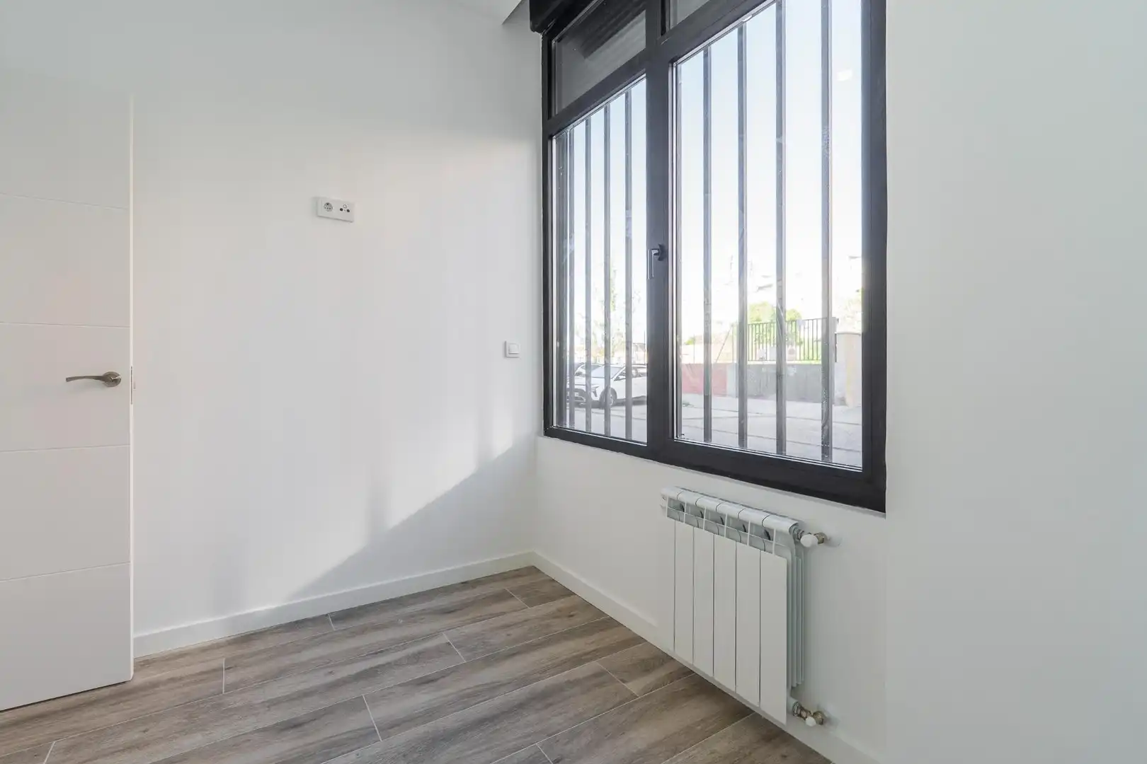 Bedroom of Flat for sale in Madrid