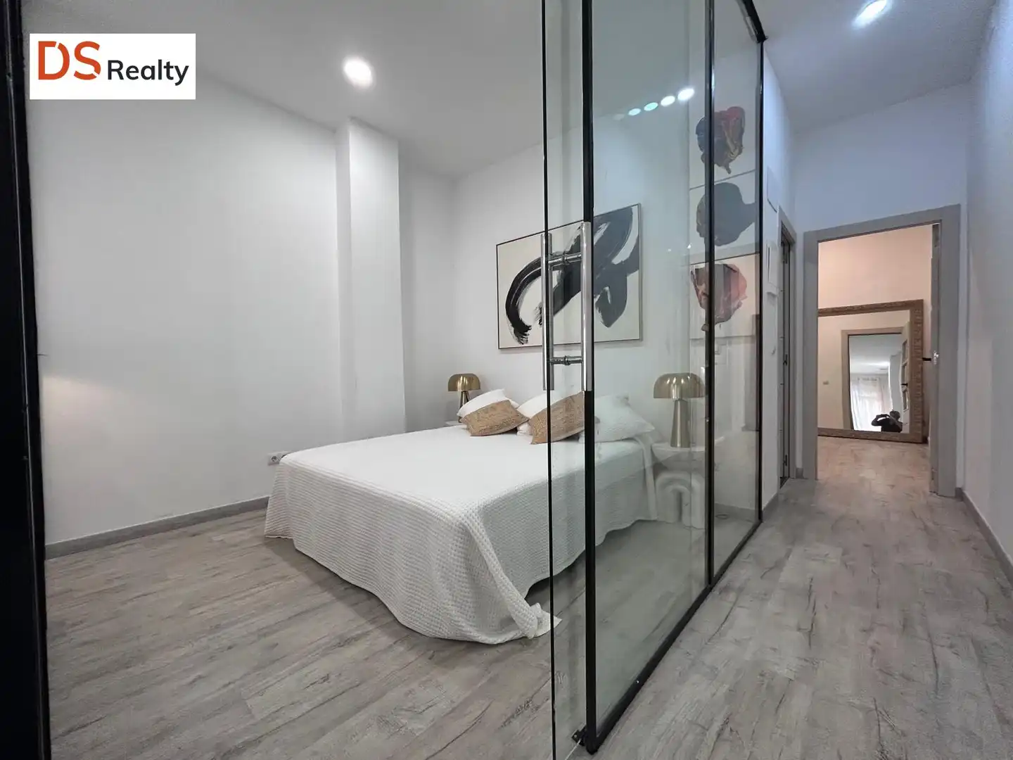Ground floor with lift for sale in Calle ARTISTAS, imagen 11