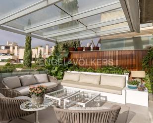 Terrassa de Apartament en venda en La Moraleja amb Aire condicionat, Terrassa i Piscina