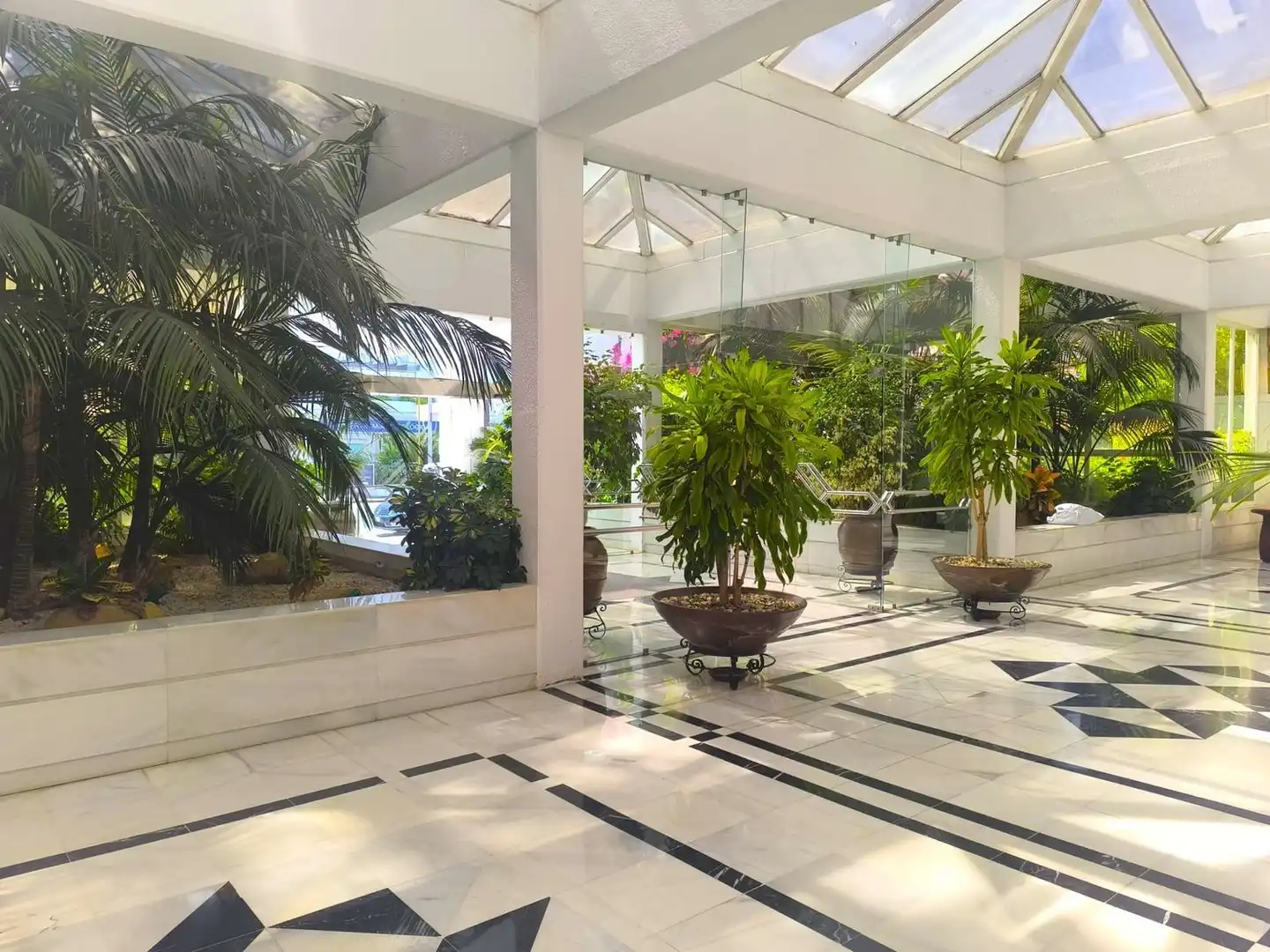 Flat for rent in Marbella  with Private garden, Terrace and Storage room
