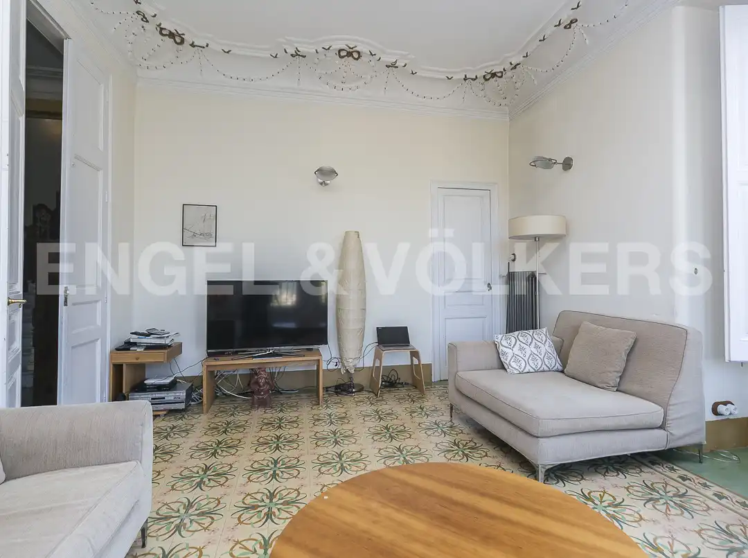 Wohnzimmer von Haus oder Chalet zum Verkauf in Barcelona mit Heizung, Terrasse und Abstellraum