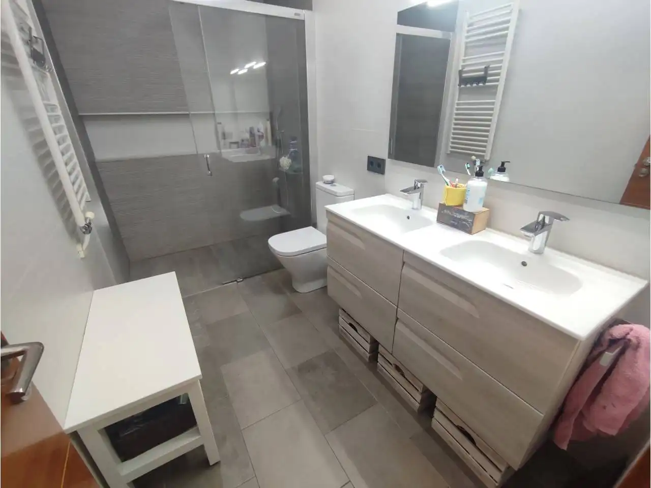 Bathroom of Flat for sale in Torrelavit  with Air Conditioner, Heating and Terrace
