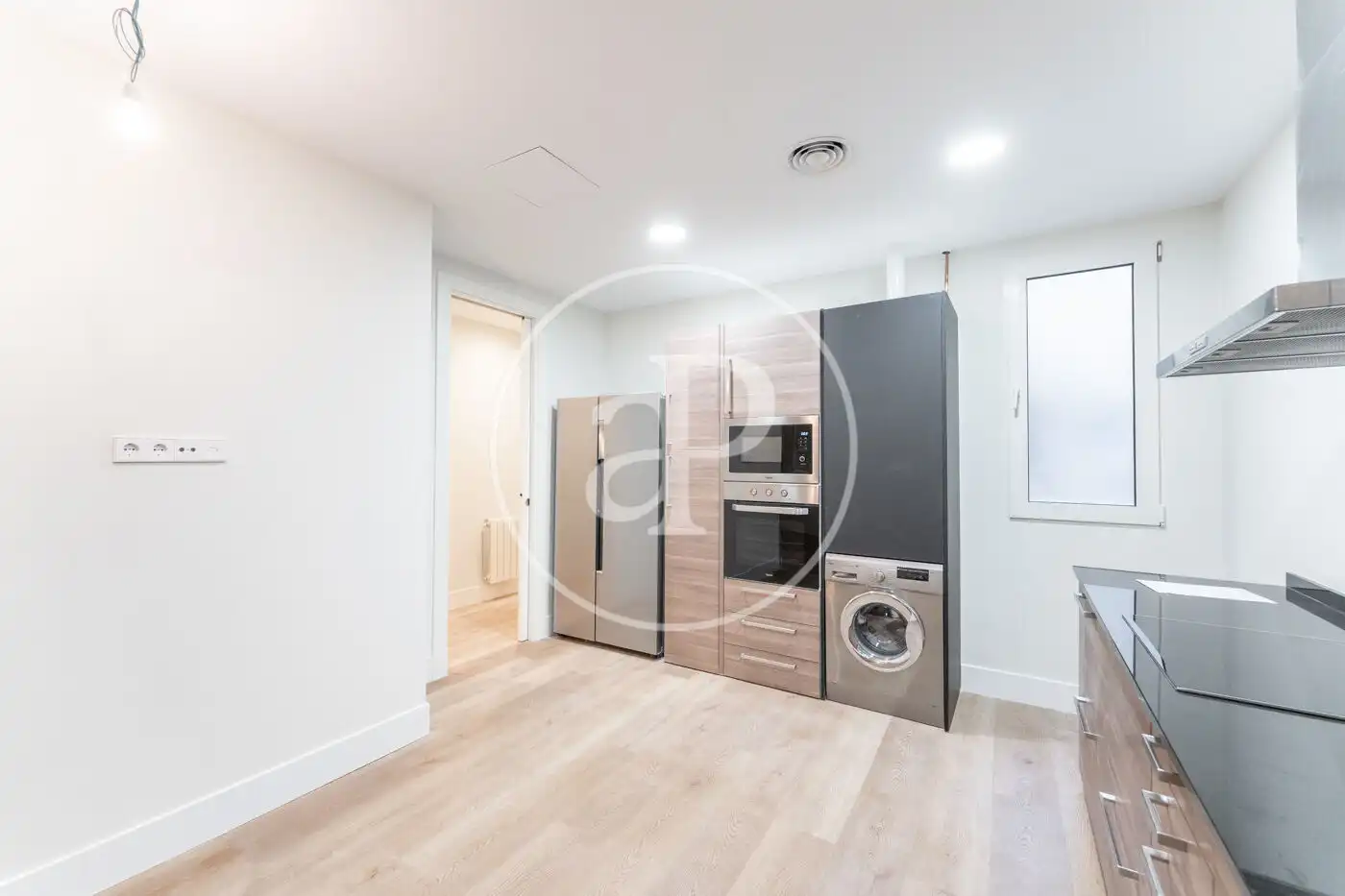 Kitchen of Flat for sale in Madrid  with Air Conditioner, Heating and Storage room