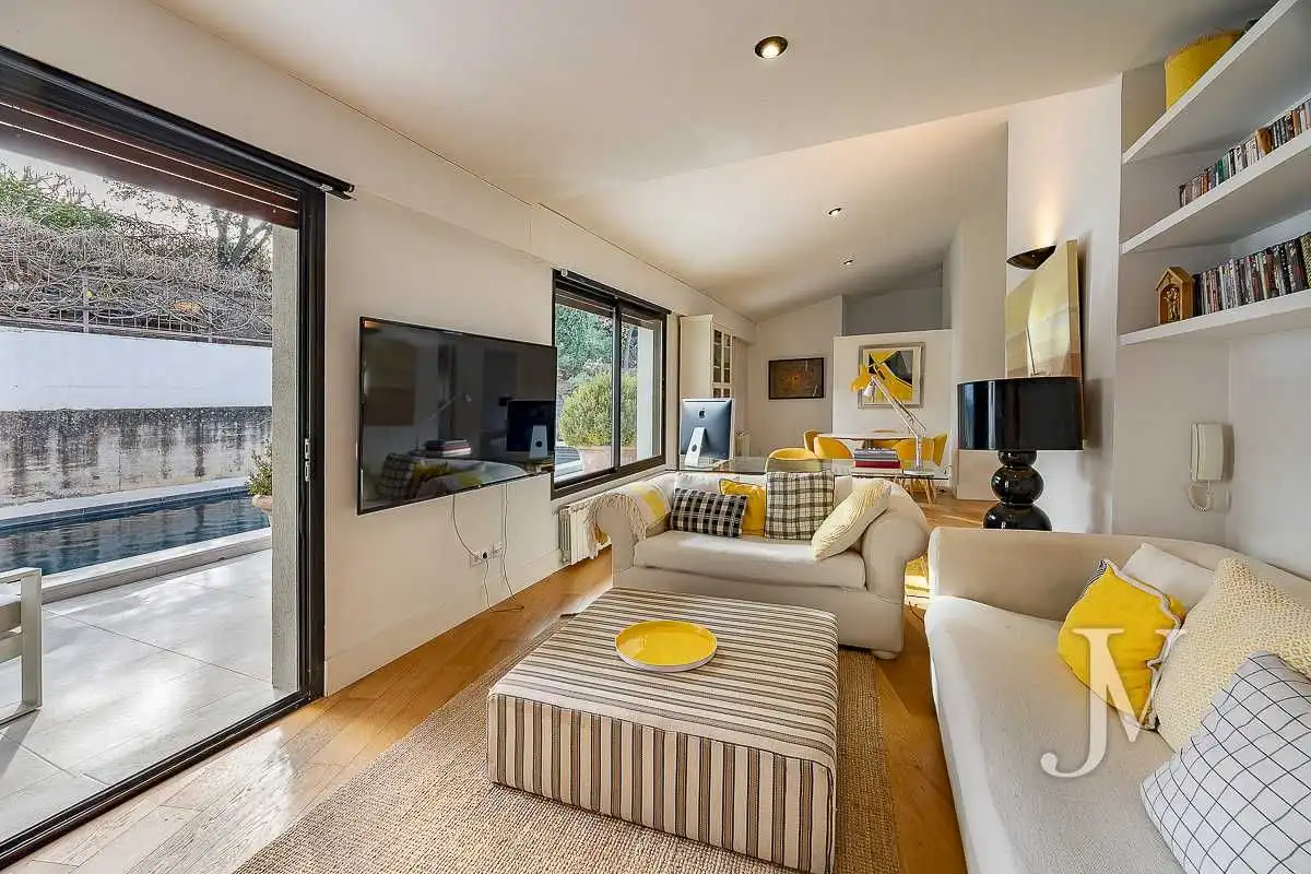 Sala de estar de Casa o chalet en venta en Ciudalcampo con Aire acondicionado, Calefacción y Jardín privado