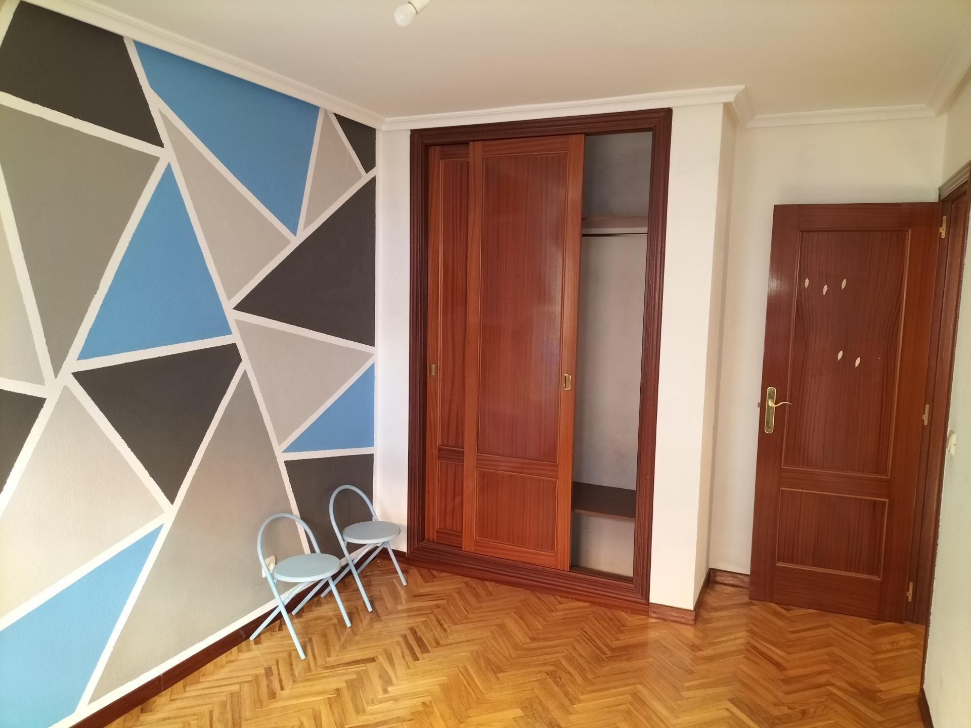 Bedroom of Flat for sale in Palencia Capital  with Heating, Parquet flooring and Storage room