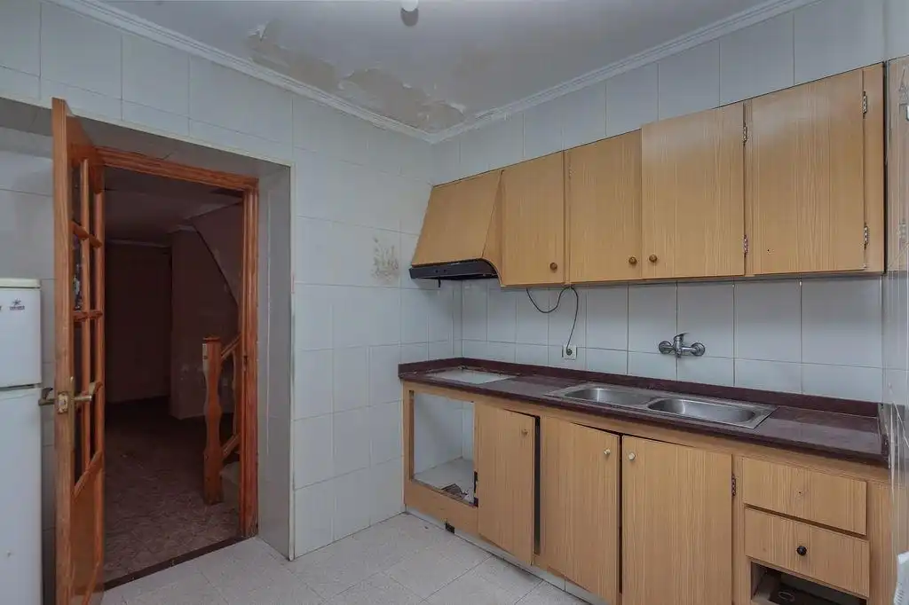 Kitchen of Houses for sale in Tavernes de la Valldigna  with Alarm