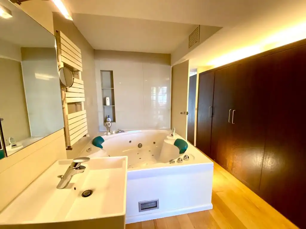 Loft mieten mit Kaufoption in Carrer d'Àvila, El Poblenou