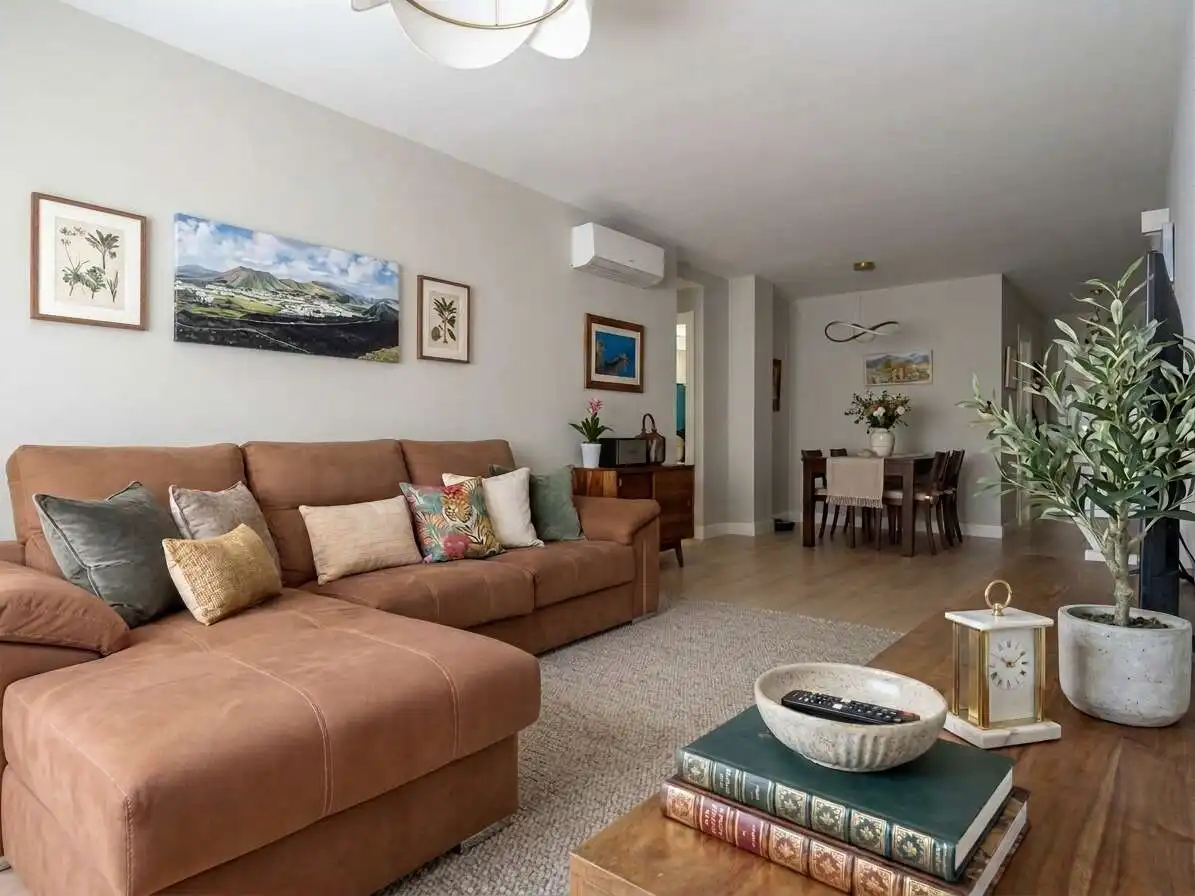 Sala de estar de Piso en venta en Arrecife con Aire acondicionado, Trastero y Amueblado