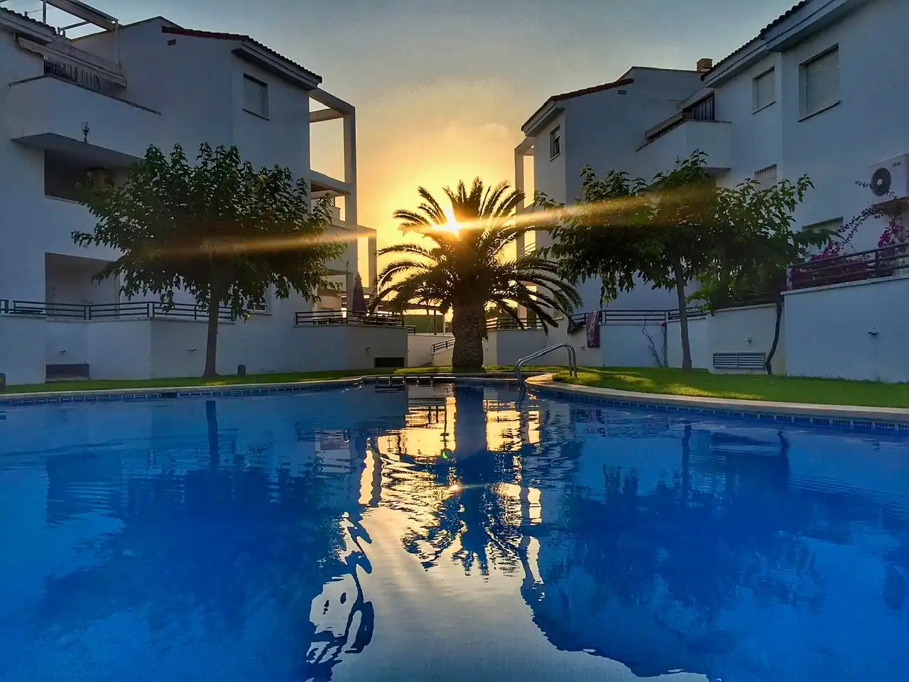 Piscina de Ático en venta en Alcalà de Xivert con Aire acondicionado, Calefacción y Jardín privado