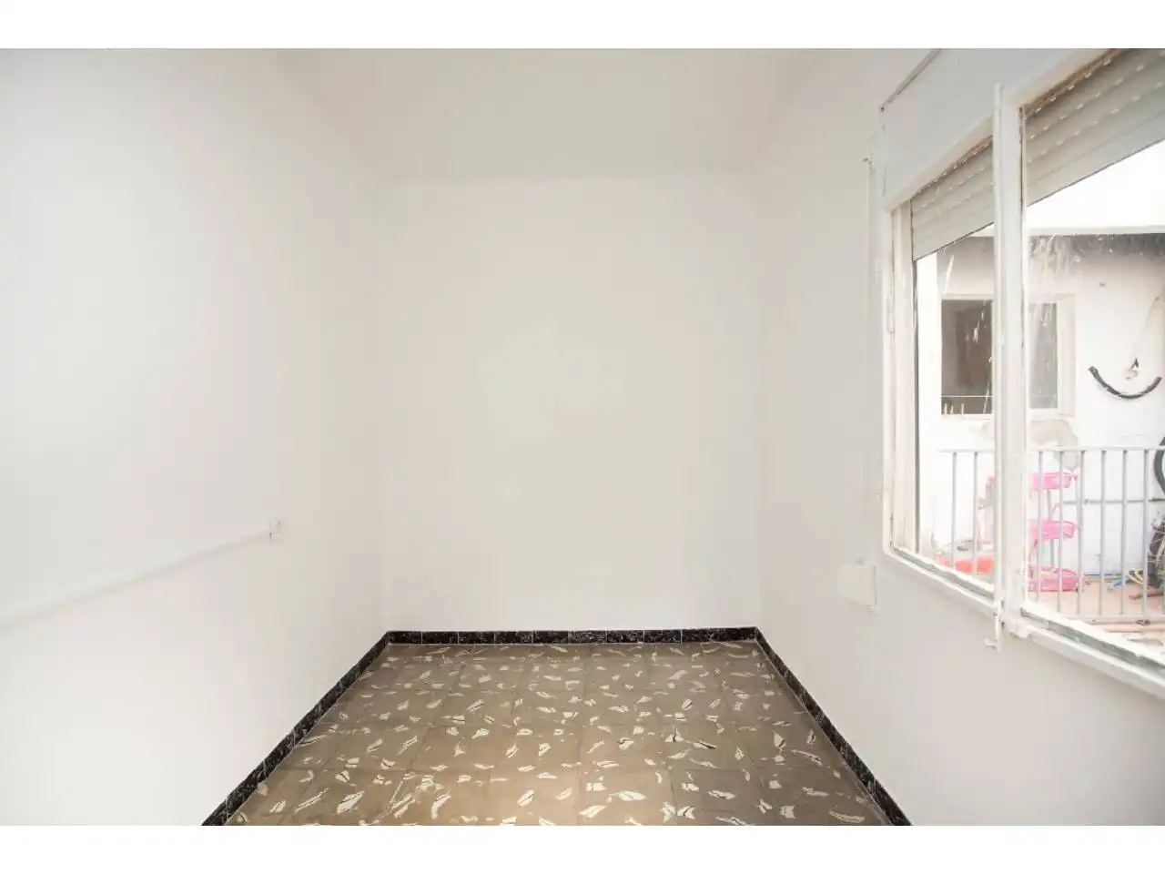 Habitación de Piso en venta en Girona con Balcón