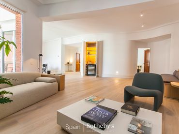 Apartment with lift for sale in Barrio de Salamanca