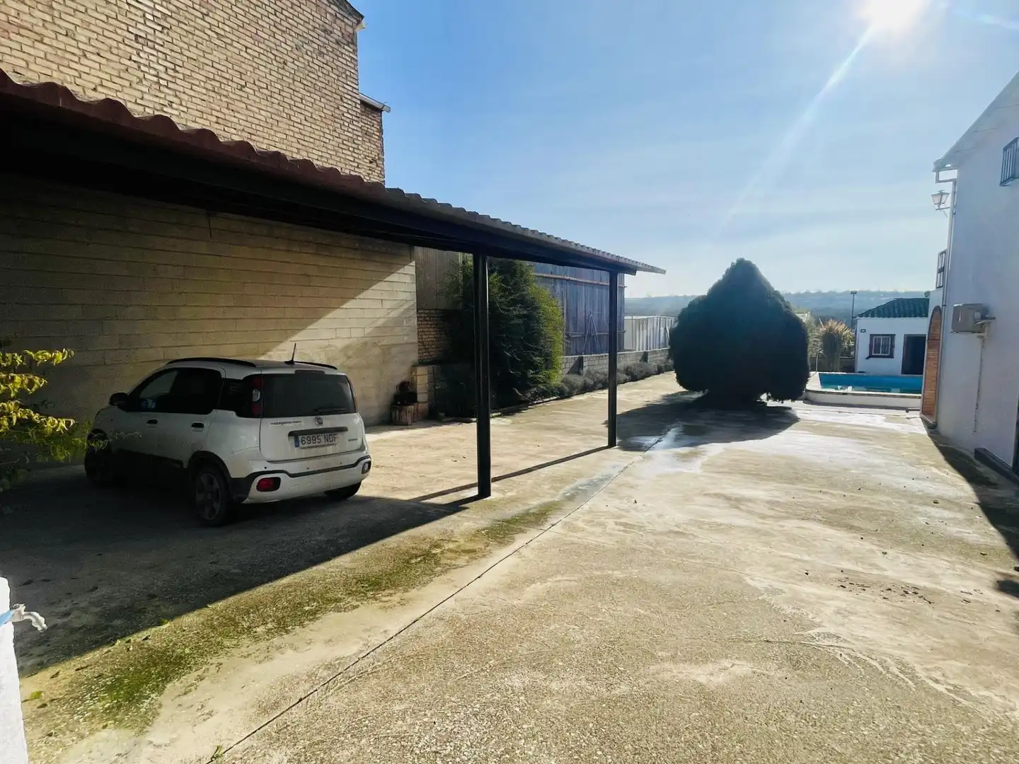Parking de Finca rústica en venta en Badolatosa con Jardín privado, Terraza y Piscina