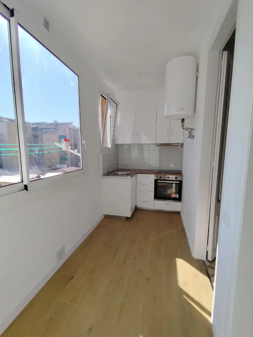 Appartamento con ascensore in affitto a Carrer de Lepant, imagen 8