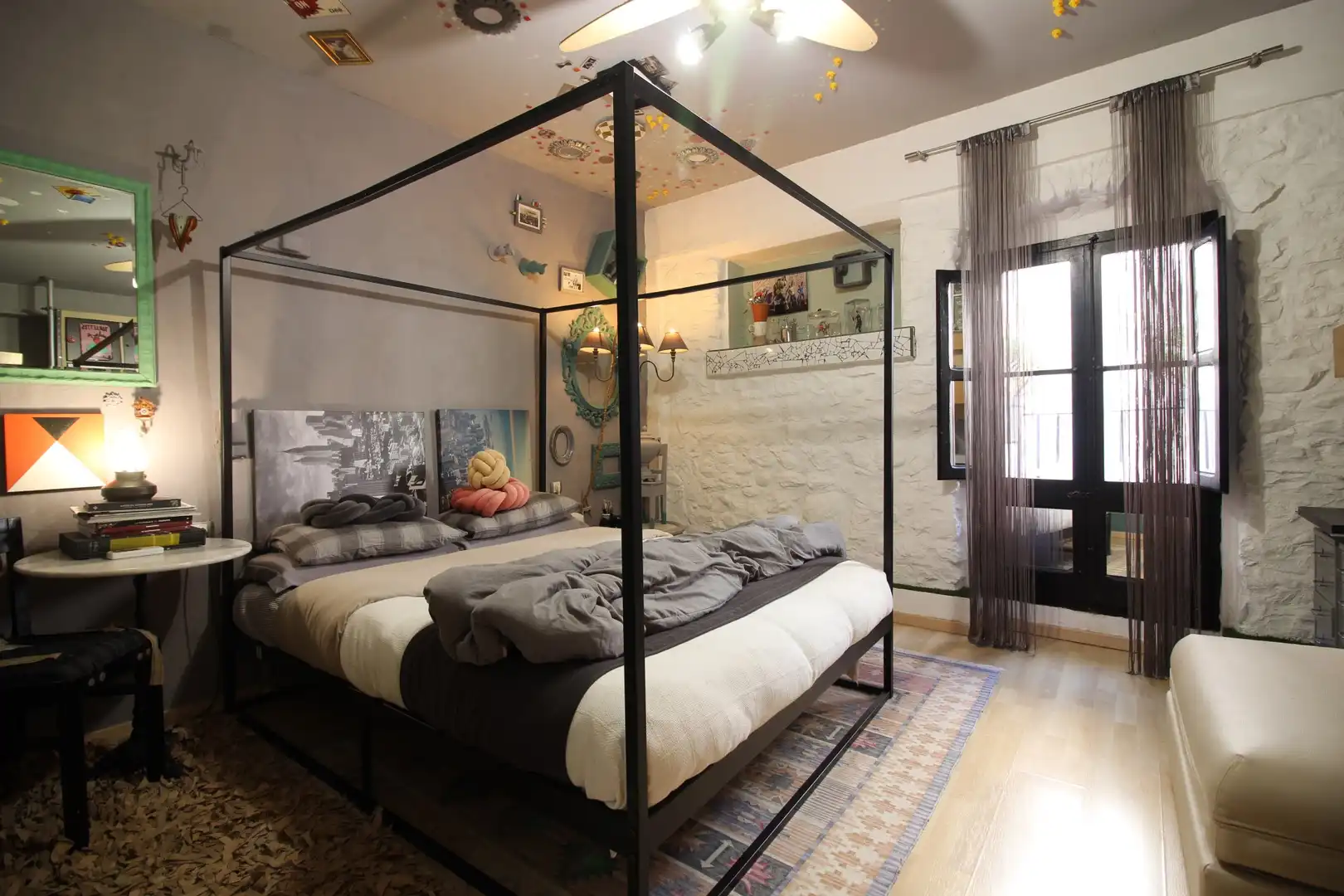 Bedroom of Houses for sale in Besalú  with Heating, Terrace and Swimming Pool