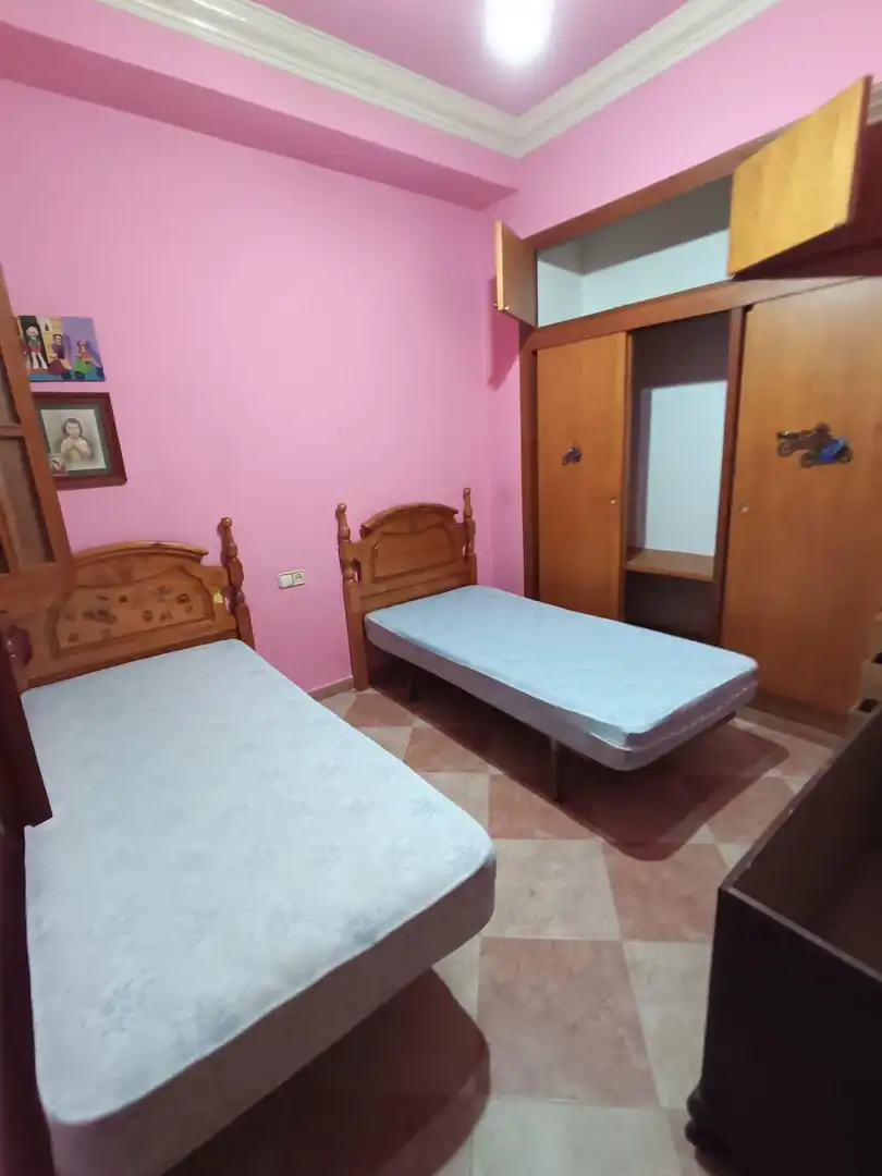 Habitación de Casa o chalet en venta en Almonte con Calefacción, Trastero y Amueblado
