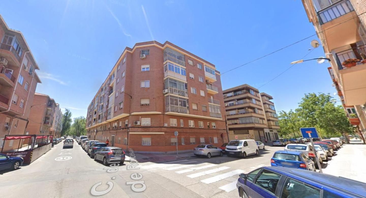 Exterior view of Flat for sale in  Zaragoza Capital  with Air Conditioner, Heating and Terrace