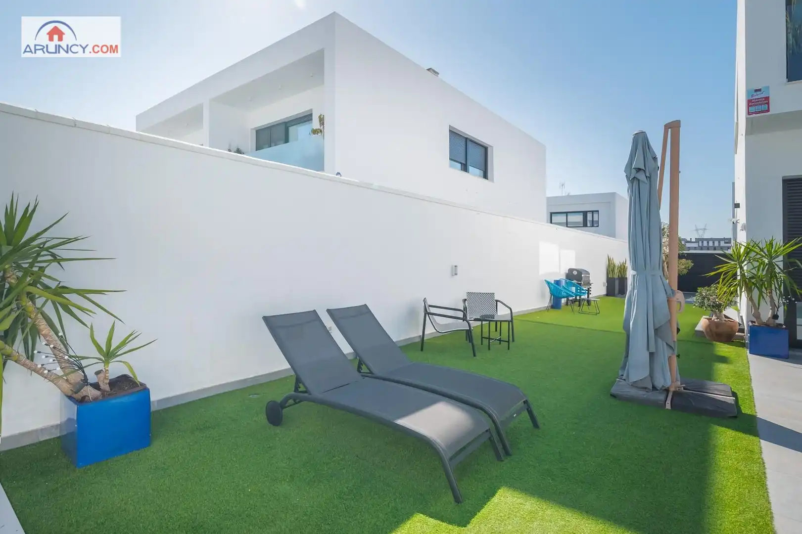 Terraza de Casa adosada en venta en Dos Hermanas con Aire acondicionado, Jardín privado y Terraza