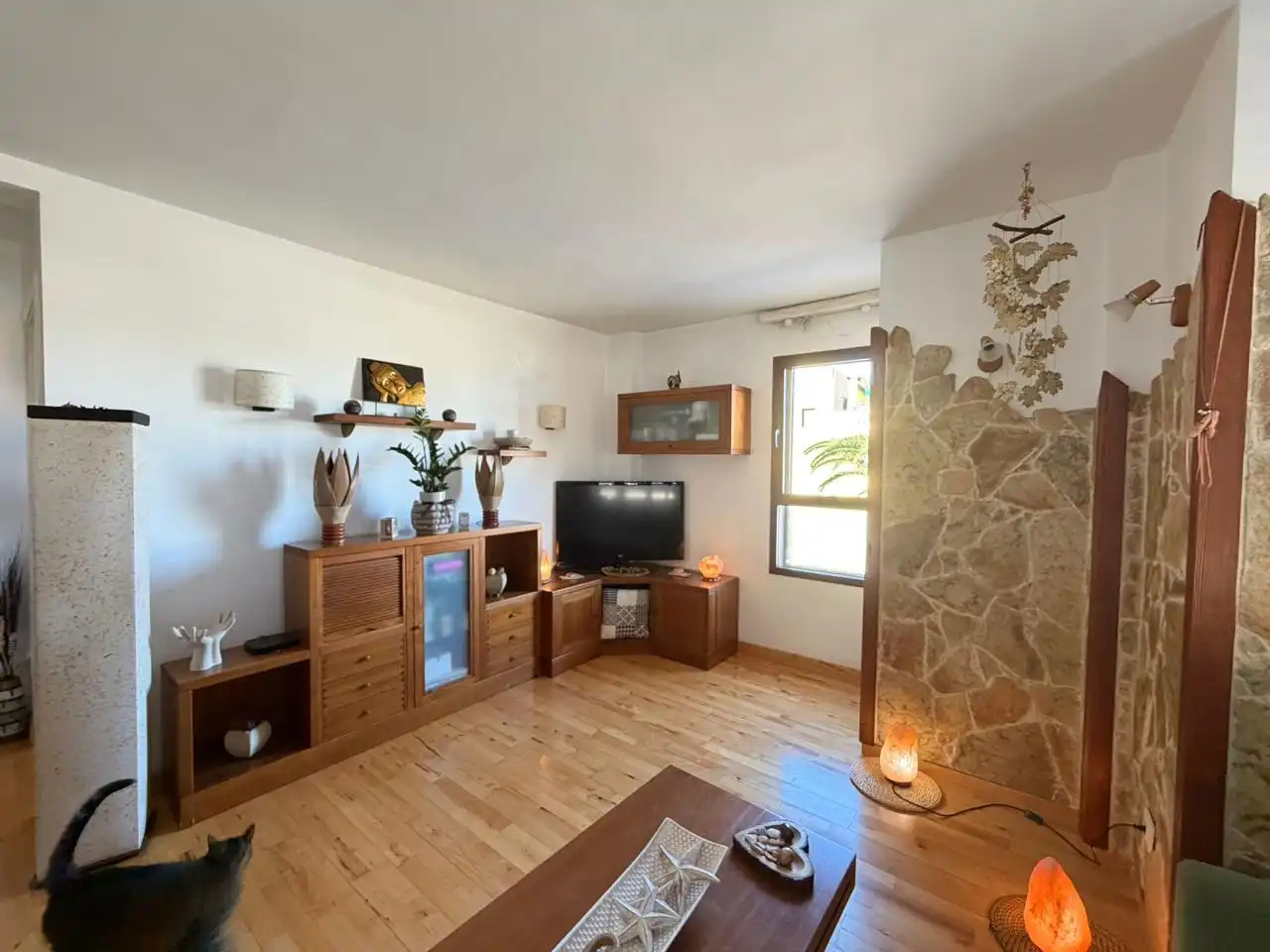 Sala d'estar de Pis de lloguer en San Bartolomé de Tirajana amb Aire condicionat, Parquet i Moblat