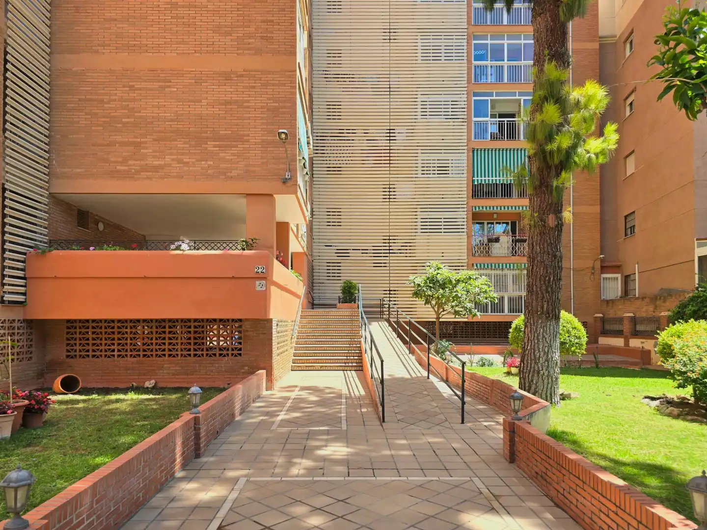 Außenansicht von Wohnung zum Verkauf in Torremolinos mit Klimaanlage, Parkett und Terrasse