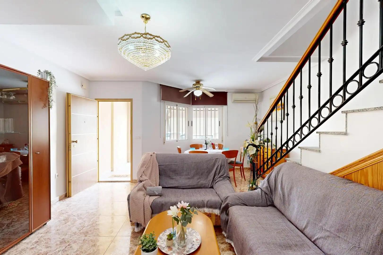 Sala de estar de Casa o chalet en venta en Los Alcázares con Aire acondicionado, Calefacción y Jardín privado