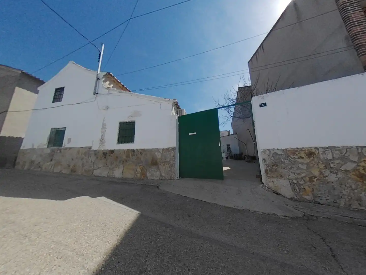 Vista exterior de Terreno en venta en Torrejón de Velasco