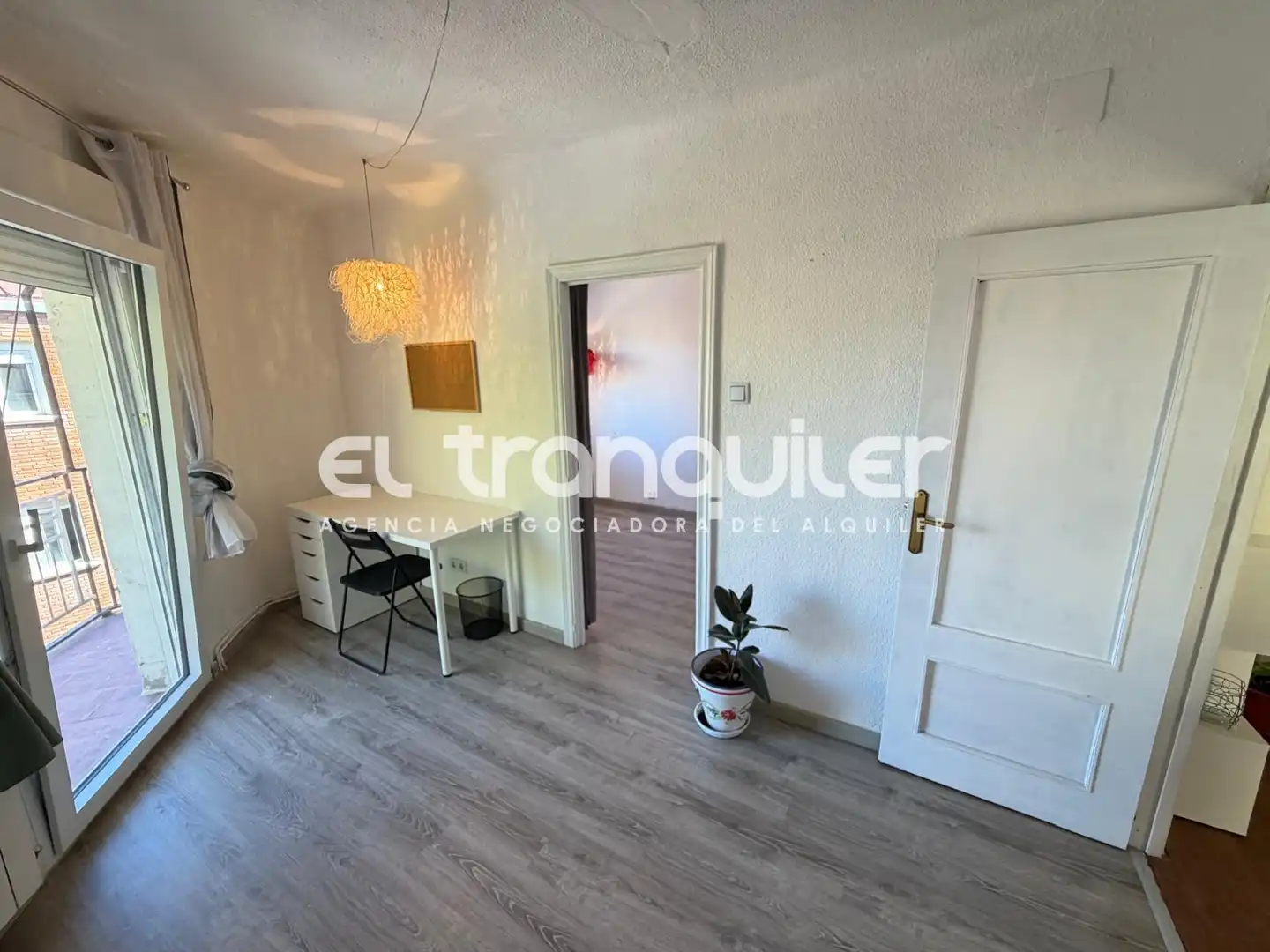 Habitación de Piso de alquiler en Madrid con Aire acondicionado, Terraza y Amueblado