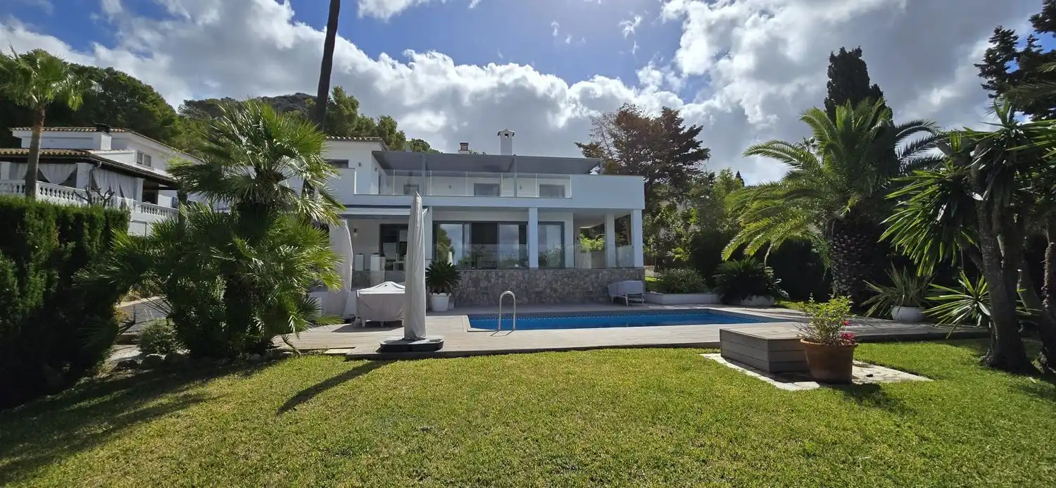 Vista exterior de Casa o chalet en venta en Calvià con Aire acondicionado, Calefacción y Jardín privado