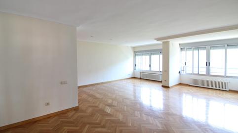 Foto 4 de Pis en venda a Calle Castielfabib, Barrio de Campanar, Valencia