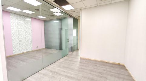 Foto 3 von Geschaftsraum zur Miete in De Galileu, Ca n'Aurell, Terrassa