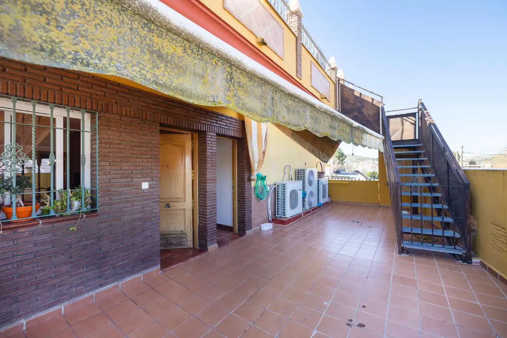 Vista exterior de Edifici en venda en Ventas de Huelma