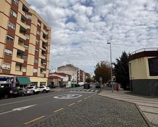 Vista exterior de Pis en venda en Mérida