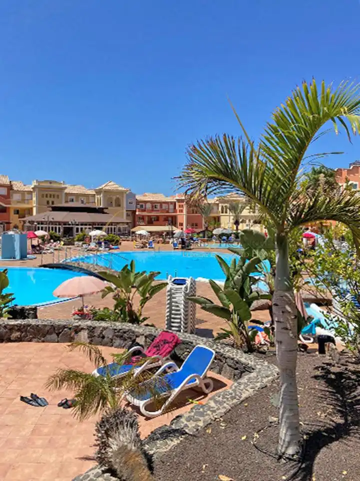 Apartment mit Pool zum Verkauf in Meandro, imagen 13