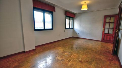 Foto 3 de Piso en venta en Centro, Avilés
