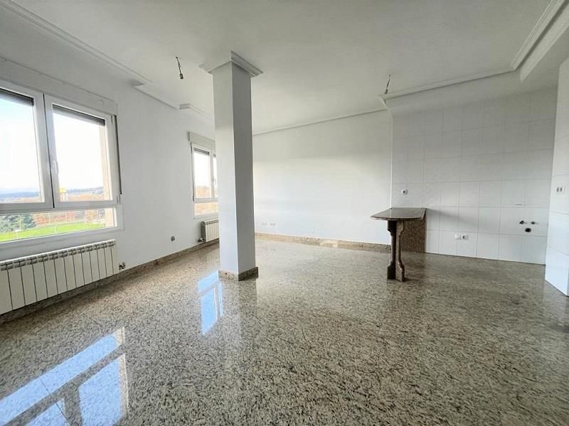 Living room of Flat for sale in Lugo Capital  with Storage room