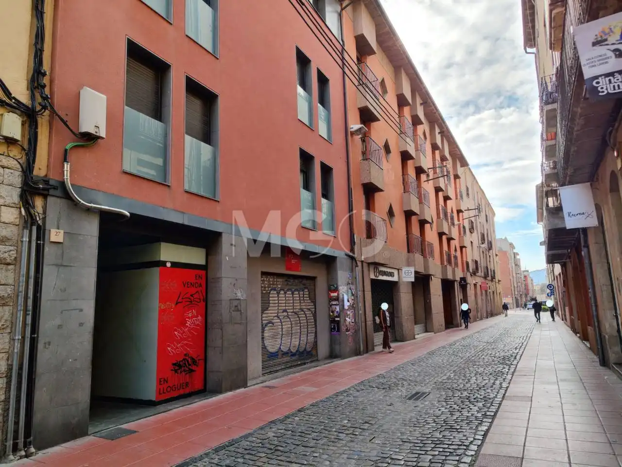 Local comercial en venta en Calle Pla de Balenyà 27