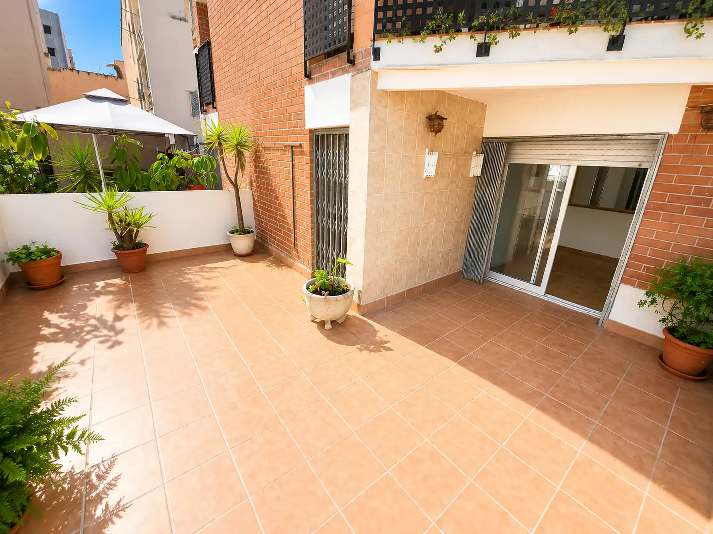 Terraza de Piso en venta en Santa Coloma de Gramenet con Terraza