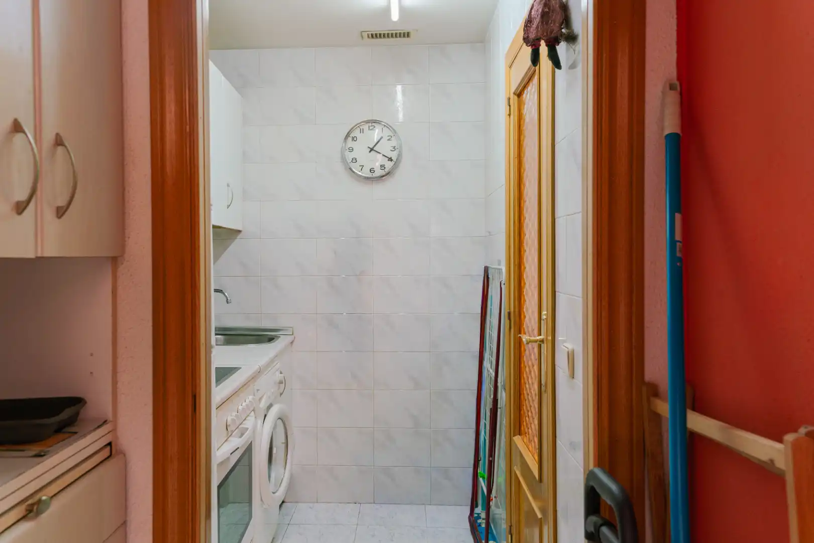 Kitchen of Flat for sale in Zaragoza  with Heating, Furnished and Oven