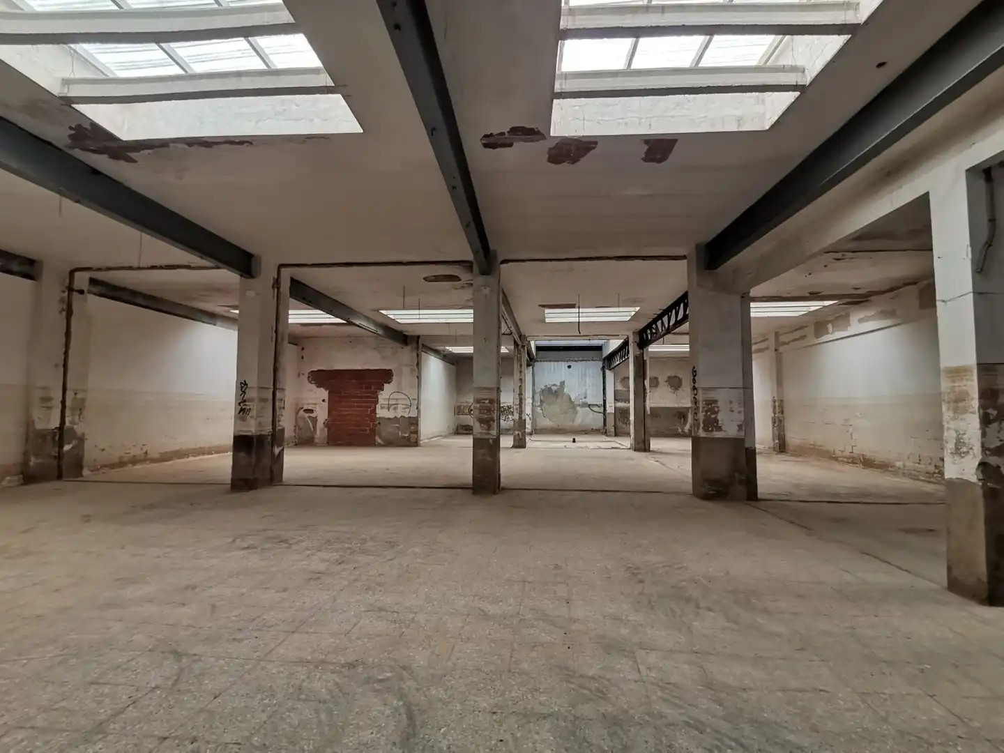 Nave industrial en venta en Benetússer