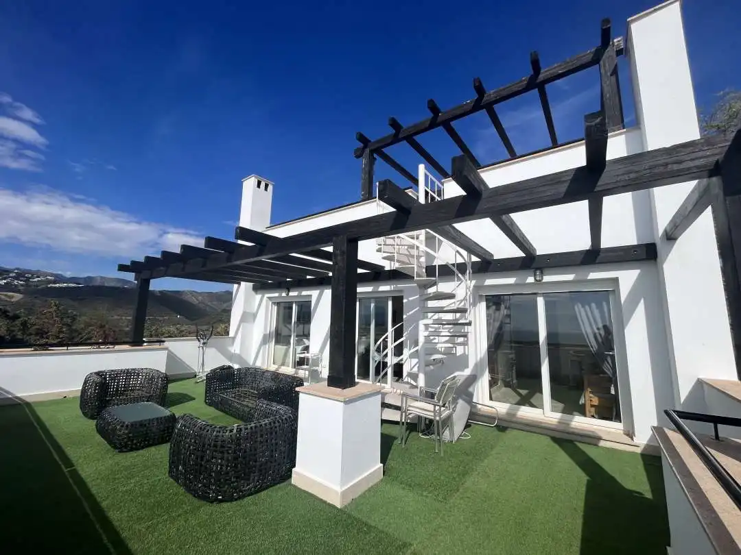 Terraza de Casa adosada de alquiler en Marbella con Aire acondicionado, Calefacción y Jardín privado