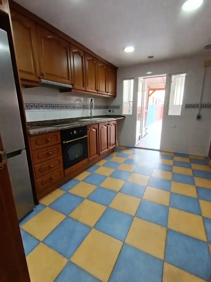 Cuina de Pis en venda en Vila-real amb Aire condicionat, Calefacció i Terrassa