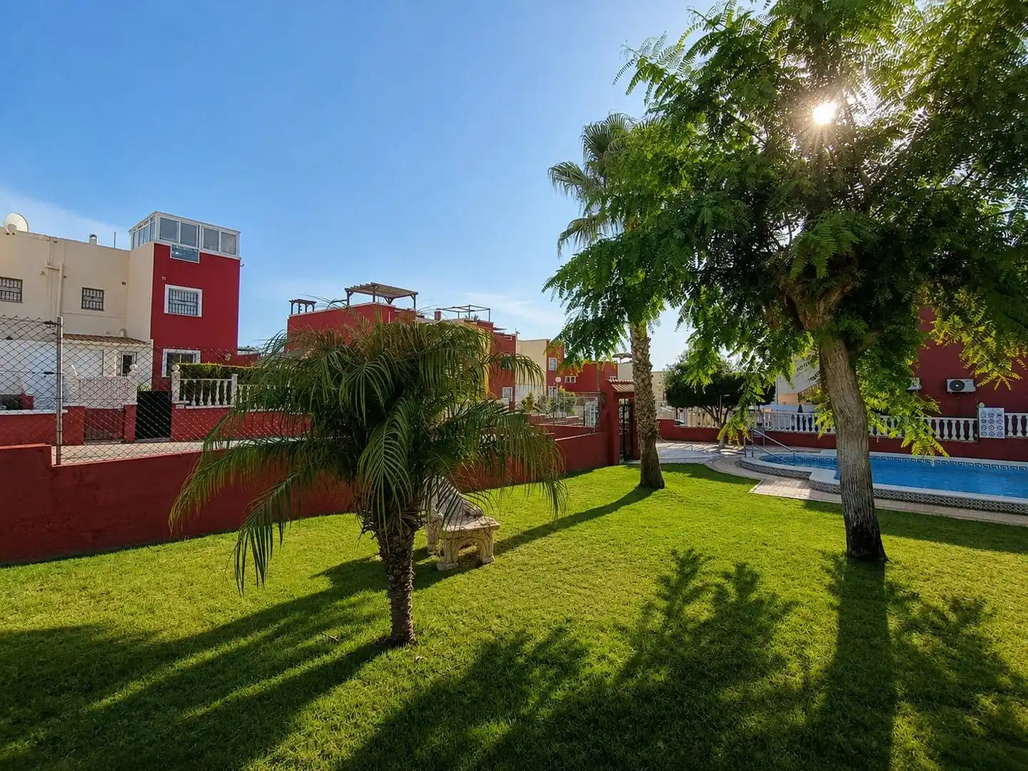 Bungalow amb piscina en venda a Calle LAGUNA DE GALLOCANTA, imagen 15