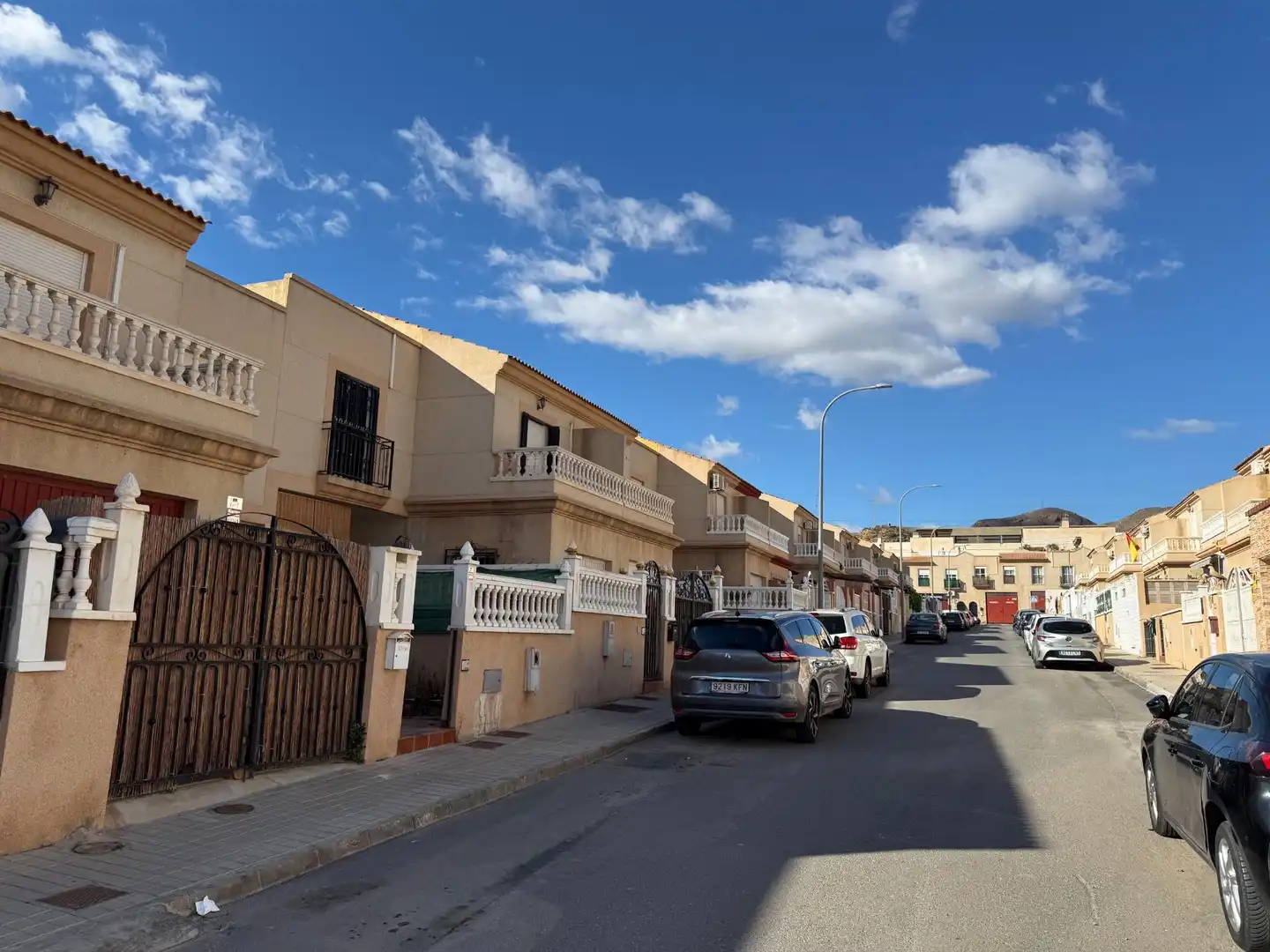 Vista exterior de Casa adosada en venta en Huércal de Almería con Aire acondicionado, Jardín privado y Terraza