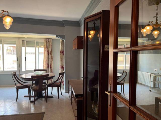 Piso en Venta en Plaza Illes Columbretes