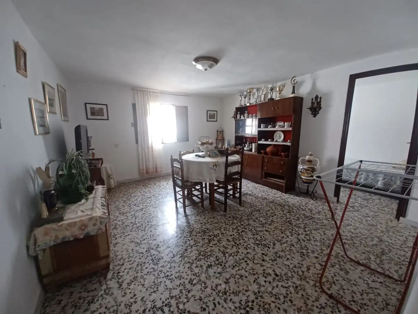 Sala de estar de Casa adosada en venta en Aracena con Terraza, Trastero y Balcón
