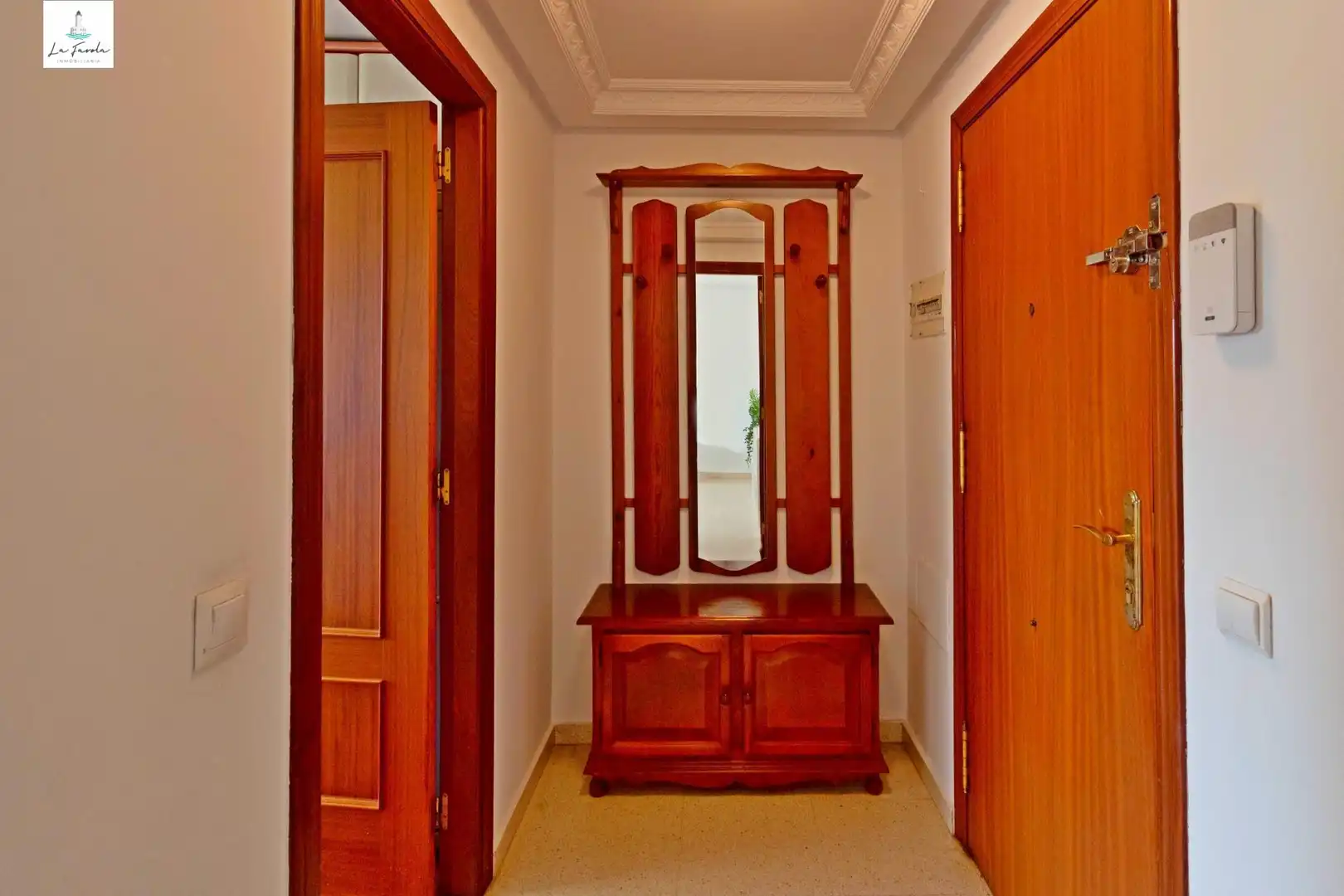 Piso de alquiler en Teatinos